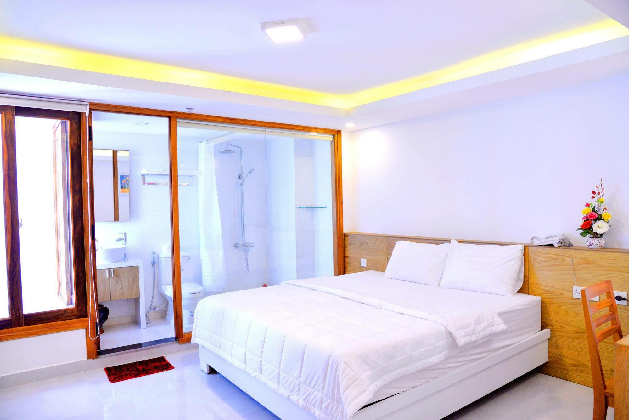New Century Hotel Nha Trang Kültér fotó
