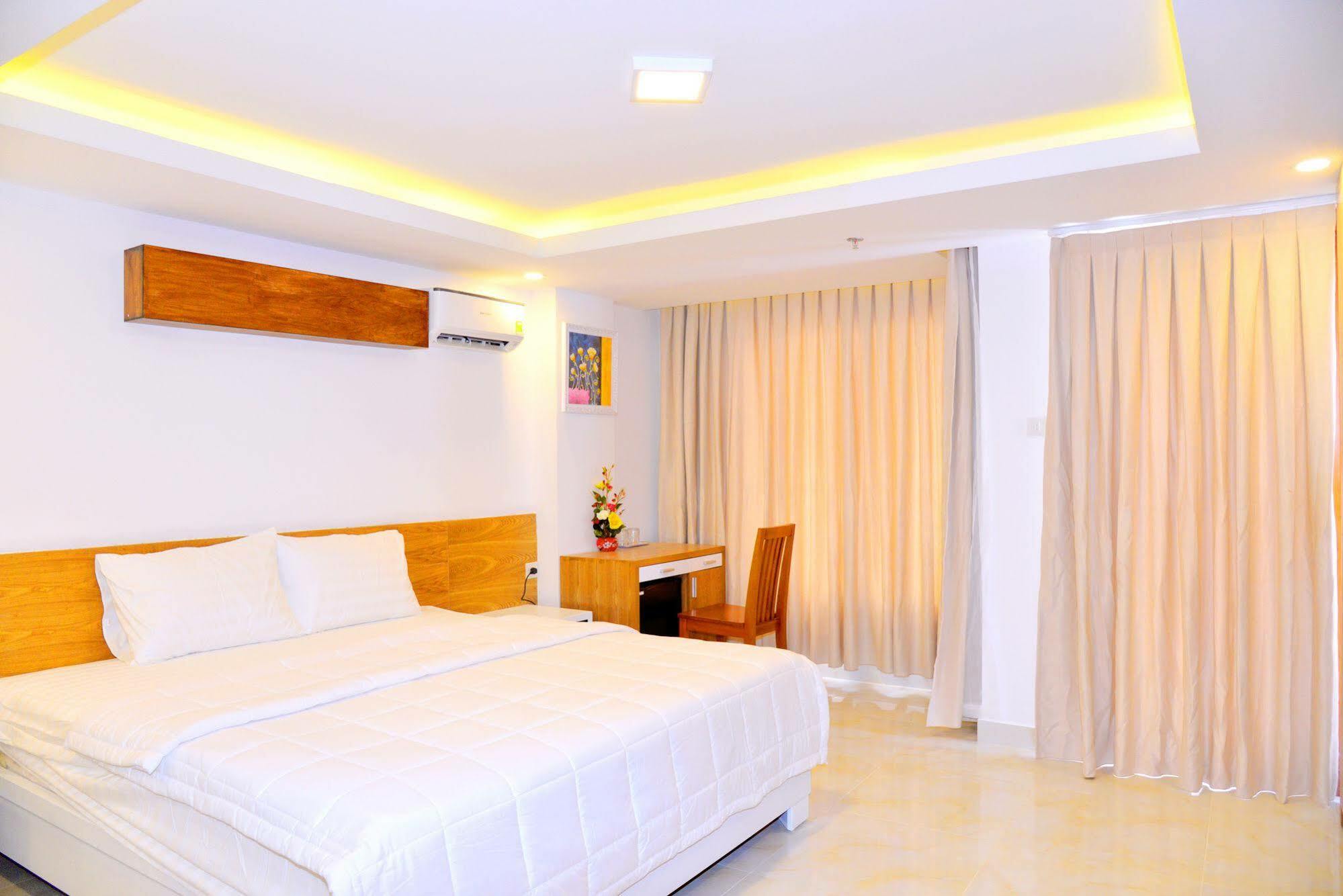 New Century Hotel Nha Trang Kültér fotó